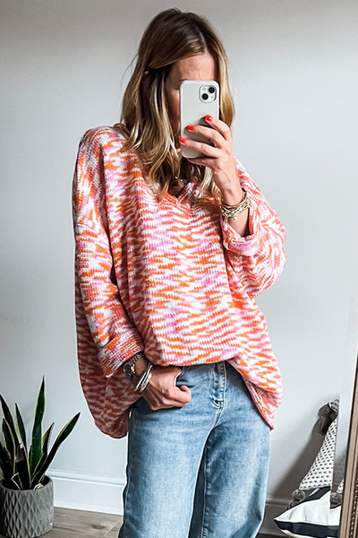 Cozy Oversized Women's Abstract Print Sweater - Trendy Knit for Casual Chic Style and Ultimate Comfort