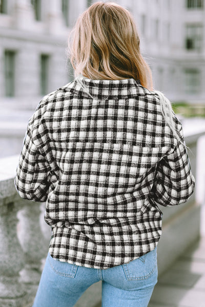 Stylish Oversized Women's Black Plaid Shacket Tunic with Button Details and Chest Pockets for Effortless Casual Chic