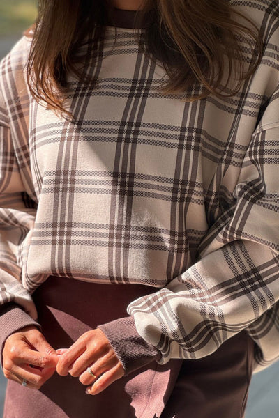Women's Cozy Plaid Pullover Sweatshirt in Parchment - Relaxed Fit for Effortless Everyday Style