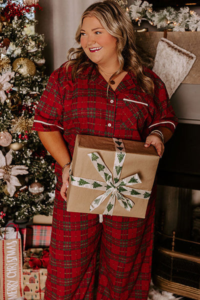 Plus Size Women's Red Plaid Short Sleeve Pajama Set with Relaxed Fit Pants for Cozy Sleepwear and Lounging