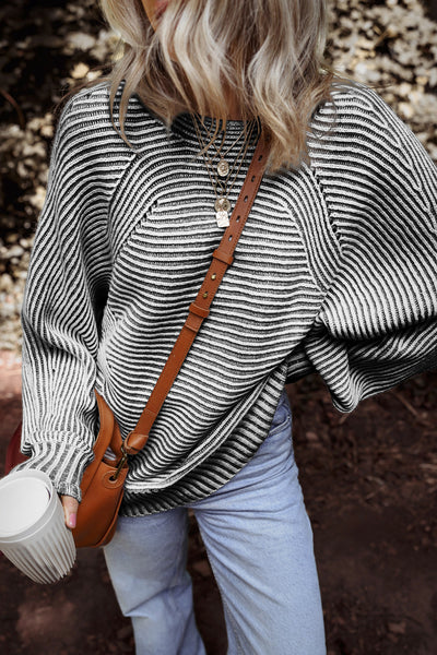 Chic Women's Cozy Striped Knit Sweater - Soft Casual Pullover for Stylish Fall & Winter Looks