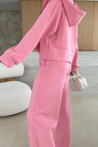 Cozy Women's Pink Zip-Up Hoodie and Loose Pants Set Casual Loungewear for Relaxed, Comfortable Days