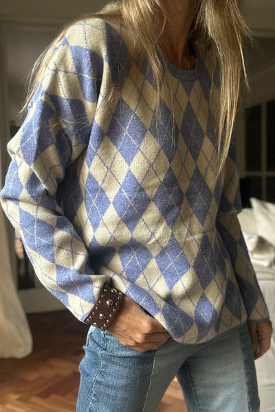 Cozy Women's Purple Checkered Colorblock Sweater Top with Round Neck for Trendy Fall Fashion