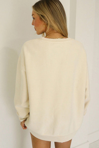 Beige Oversized Sweatshirt for Dog Moms - Cozy Casual with Ribbed Texture and Trendy Letter Print for Ultimate Comfort