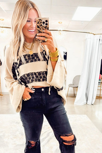 Cozy Women's Beige Floral Lace Sweatshirt with Waffle Texture and Exposed Seams - Casual Chic Style