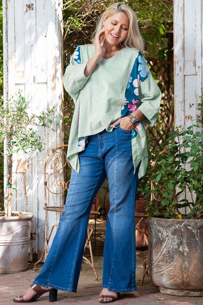 Vibrant Plus Size High-Low Top for Women - Flowy & Stylish for Casual Outings and Everyday Comfort