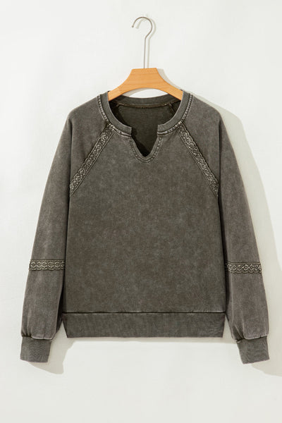 Cozy Women's Oversized Mineral Wash Sweatshirt in Soft Cotton Blend Ideal for Casual Everyday Style and Comfort