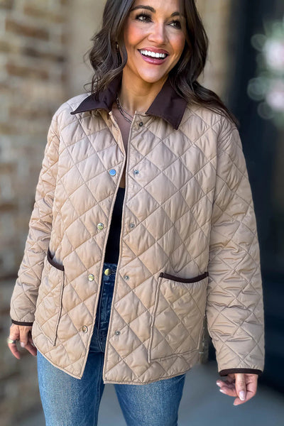 Cozy Women's Color Block Quilted Winter Jacket in Parchment with Snap Buttons and Pockets for Chic Warmth