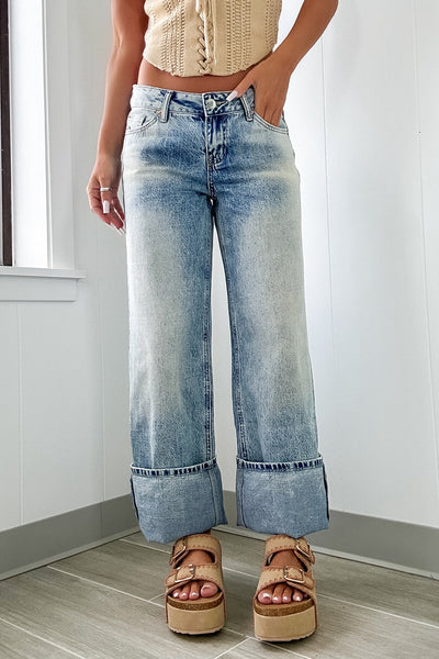 Stylish Women's Medium Wash High Rise Jeans with Button Zip Fly - Classic Fit Denim for Effortless Everyday Style