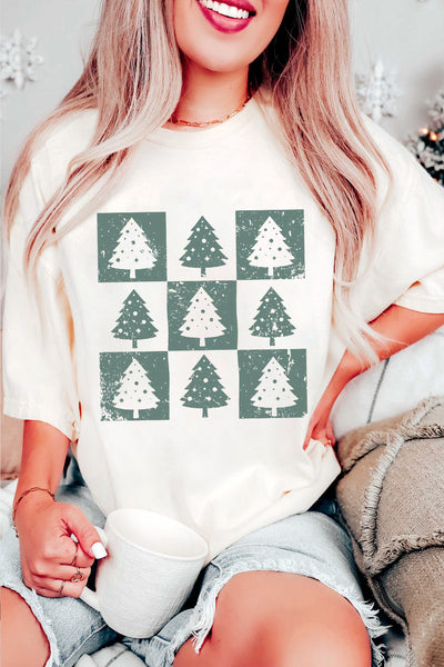 Vintage Christmas Tree Graphic Tee in Sage & White