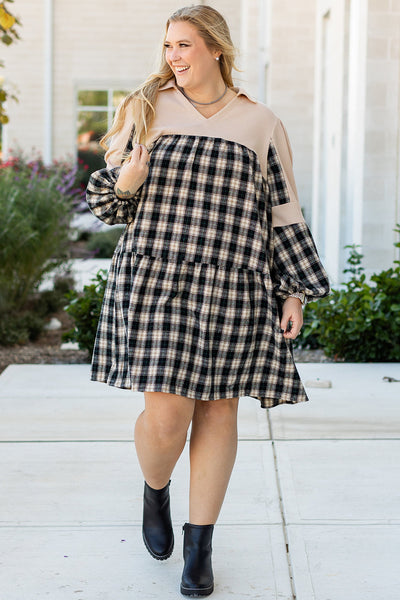Plus Size Women's Casual Plaid Dress - Chic Short Sleeve Style for Everyday Comfort and Effortless Fashion