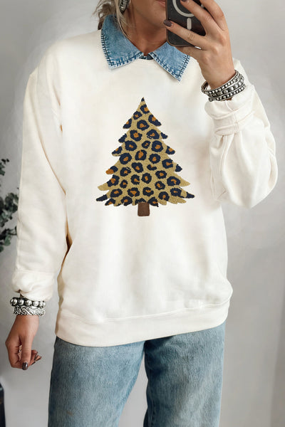 Women's Leopard Tree Graphic Sweatshirt in Cream Cotton-Blend