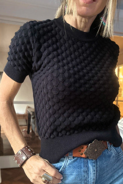 Women's Black Fish Scale Textured Knit Ribbed High Neck Short Sleeve Sweater made for easy styling and wardrobe coordination, with premium-like