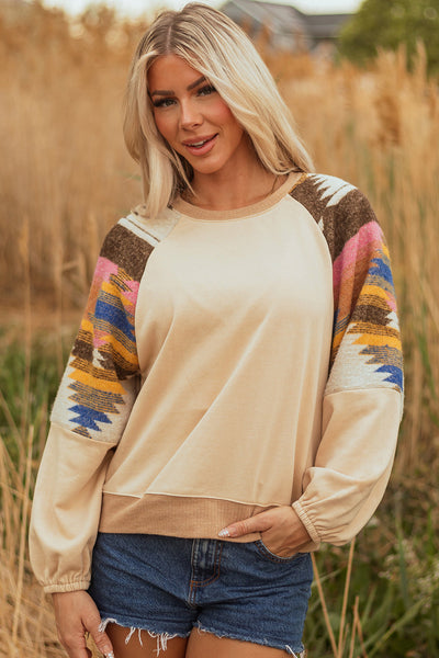 Cozy Women's Soft Cotton Blend Raglan Sweatshirt - Stylish Casual Fit for Everyday Wear and Leisure Activities