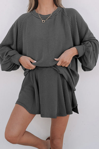 Chic Women's Ribbed Two-Piece Outfit Set - Comfortable Top & Bottom in Trendy Colors for Effortless Everyday Style