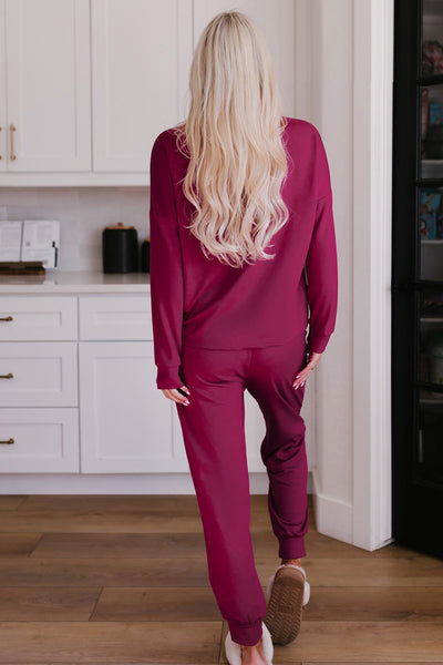 Elegant Off-shoulder Long Sleeve Jumpsuit with Drawstring Frill Hem with practical styling and dependable silhouette control.