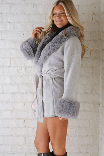Stylish Light Grey Plus Size Patchwork Open Front Belted Overcoat for Women - Versatile Outerwear for Every Occasion