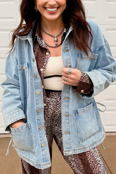 Trendy Women's Blue Denim Jacket with Modern Fit and Chic Details for Stylish Casual Wear