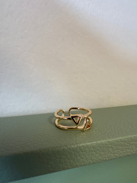 Standout Boutique Fire and Water Gold Ring