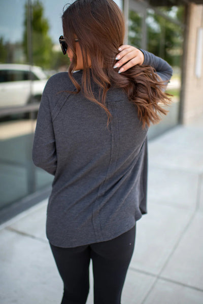 Cozy Women's Dark Grey Thermal Knit Raglan Sleeve Top with Exposed Seams - Casual All-Day Comfort Fit