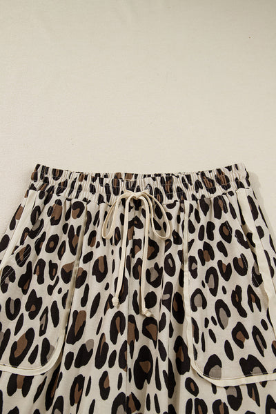 Chic Women's Leopard Print Wide Leg Pants - Comfortable, Trendy Fit for Casual and Stylish Everyday Wear