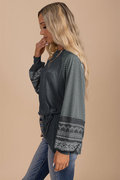 Women's Medium Grey Striped Raglan Long Sleeve Top with Contrast Print - Casual Loose Fit for Everyday Style