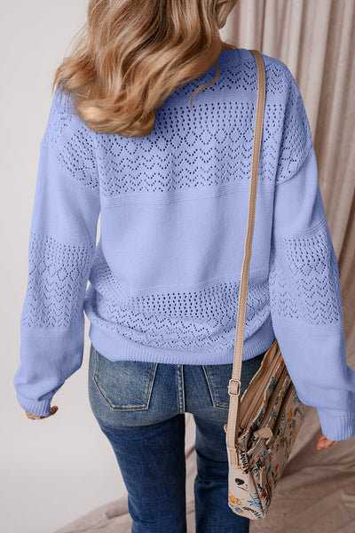 Trendy Women's V-Neck Sweater in Soft Knit - Cozy Casual Fit for Everyday Style in Chic Colors