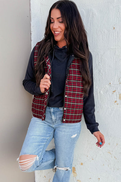 Cozy Women's Red Retro Plaid Zip-Up Winter Vest with Snap Buttons for Stylish Layering and Warmth
