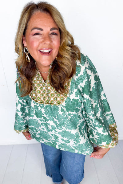 Chic Plus Size Women's Green Floral Patchwork Blouse with Notched Neck and Long Sleeves for Effortless Style