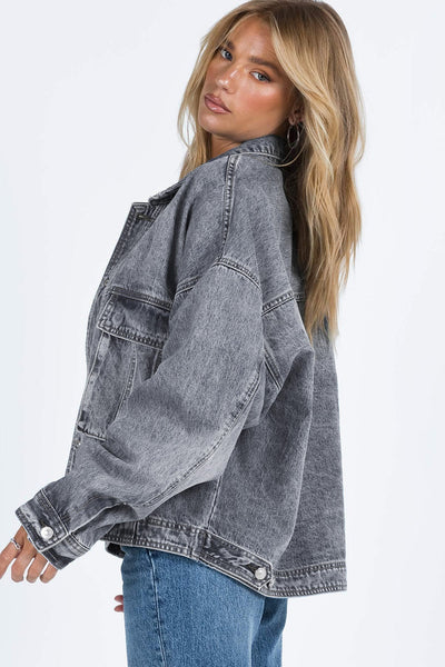 Casual Gray Denim Jacket with Drop Shoulder and Chest Pockets