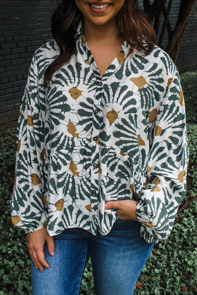 Women's Trendy Green Abstract Floral Long Sleeve Top with Ruffle Hem Stylish Spring Fashion for a Chic Look