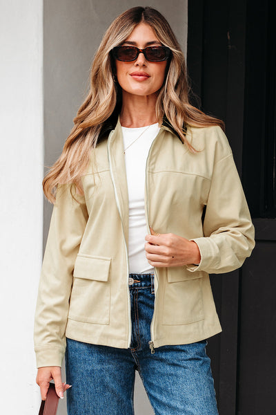 Stylish Women's Black Leather Collar Jacket - Fitted Fall Layering Essential with Chic Design and Comfort