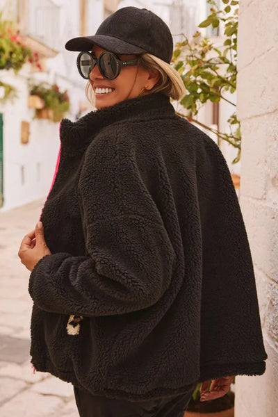 Cozy Women's Black Fuzzy Sherpa Jacket with Contrast Trim, Full Zip Closure, and Practical Pockets for Effortless Style