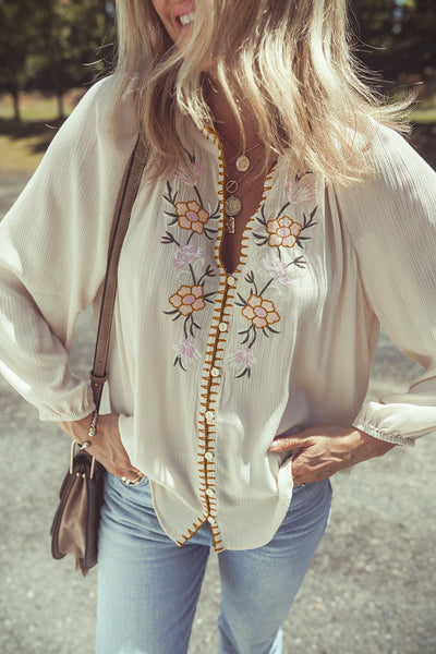 Chic Women's Beige Floral Embroidered Puff Sleeve Top - Loose Fit, Textured Design for Effortless Style