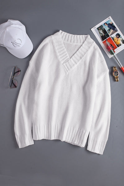 Chic Women's White V-Neck Drop Shoulder Sweater Cozy Knit for Effortless Style and All-Day Comfort