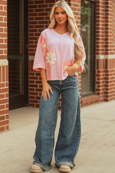 Chic Women's Graphic Tees in Multiple Colors Stylish, Comfy, and Ideal for Casual Everyday Outfits