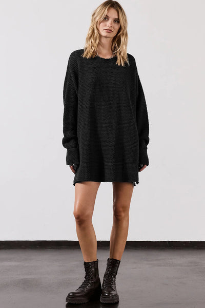 Chic Black Textured Shift Mini Dress for Women with Side Slits and Long Sleeves Perfect for Casual or Evening Wear