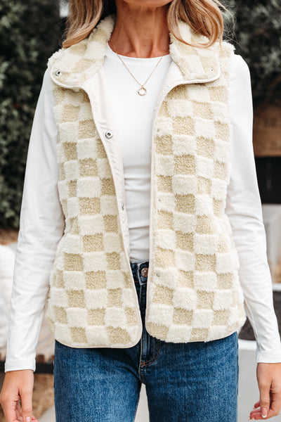 Soft Beige Cozy Women's Sherpa Vest Jacket - Stylish Layering Essential for Warmth and Comfort in Chill Weather