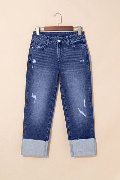 Chic Women's High-Waisted Slim Fit Jeans in Classic Blue Denim  Ideal for Casual Outfits and Everyday Style