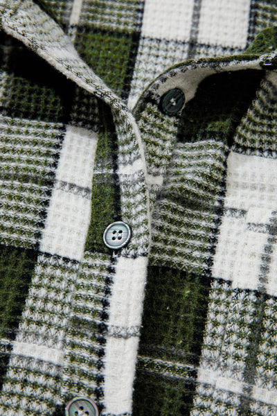 Women's Oversized Plaid Shacket Jacket - Trendy Layering Piece for Casual Fall Fashion in Warm Tones