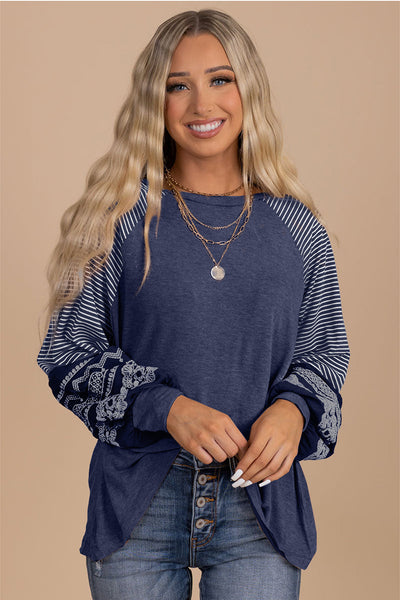 Vibrant Women's Raglan Sleeve Tops - Comfortable Casual Shirts for Effortless Everyday Style and Versatile Outfits