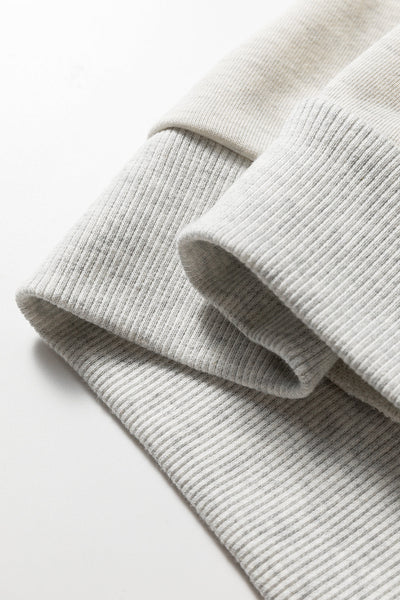 Soft Light Grey Women's Relaxed Sweatshirt - Cozy Style for Casual Outings and Comfortable Lounging