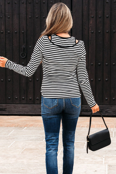 Chic Women's Striped Long Sleeve Top in Soft Fabric - Casual Everyday Style for Effortless Fashion in Trendy Colors