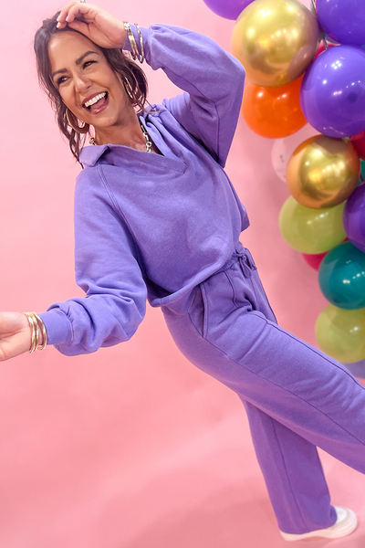 Chic Women's Wisteria Pullover & Central Seam Pants Set - Effortless Solid Color Lounge Outfit for Comfortable Style