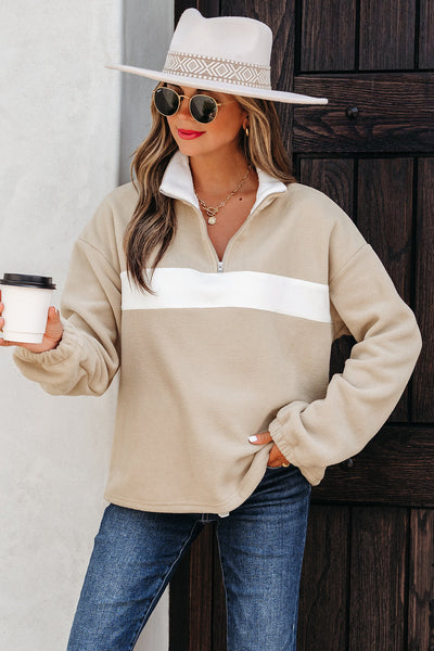 Soft Pastel Pink Women's Fleece Sweatshirt - Relaxed Fit for Cozy Casual Outings and Layering Essentials