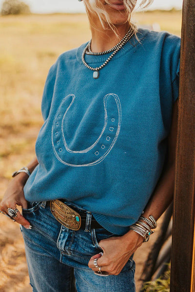 Casual Light Blue Loose Short Sleeve Sweater with Horse Shoe Embroidery for Women - Trendy Knitwear for Everyday Style