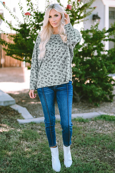 Casual Chic Women's Leopard Print Long Sleeve Top with Stitching - Relaxed Fit for Effortless Everyday Style