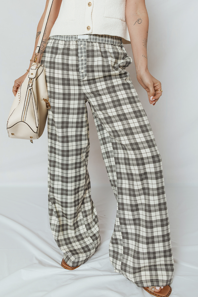 Trendy Women's Plaid Wide Leg Pants in Vibrant Colors - Flattering Fit for Chic Casual & Office Style