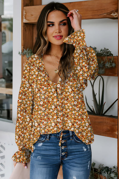 Lightweight Women's Floral Long Sleeve Blouse - Relaxed Fit, Ideal for Spring and Summer Casual Outings