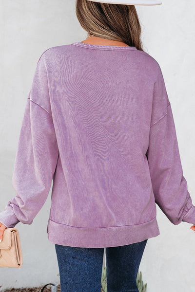 Cozy Women's Mineral Washed Sweatshirt in Soft Pastel Colors - Relaxed Fit for Effortless Style and All-Day Comfort